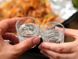 喝酒到底会不会引发癌症？
